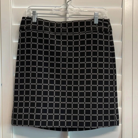 LOFT A-line Skirt - Picture 1 of 3